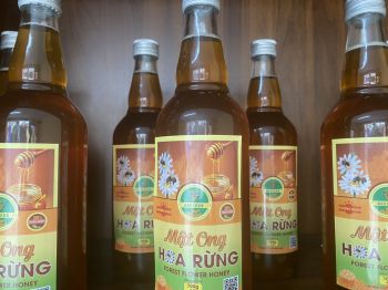 Mật ong hoa rừng chai 0,5 lít