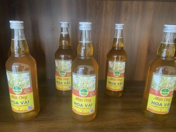 Mật ong hoa vải chai 0,5 lít