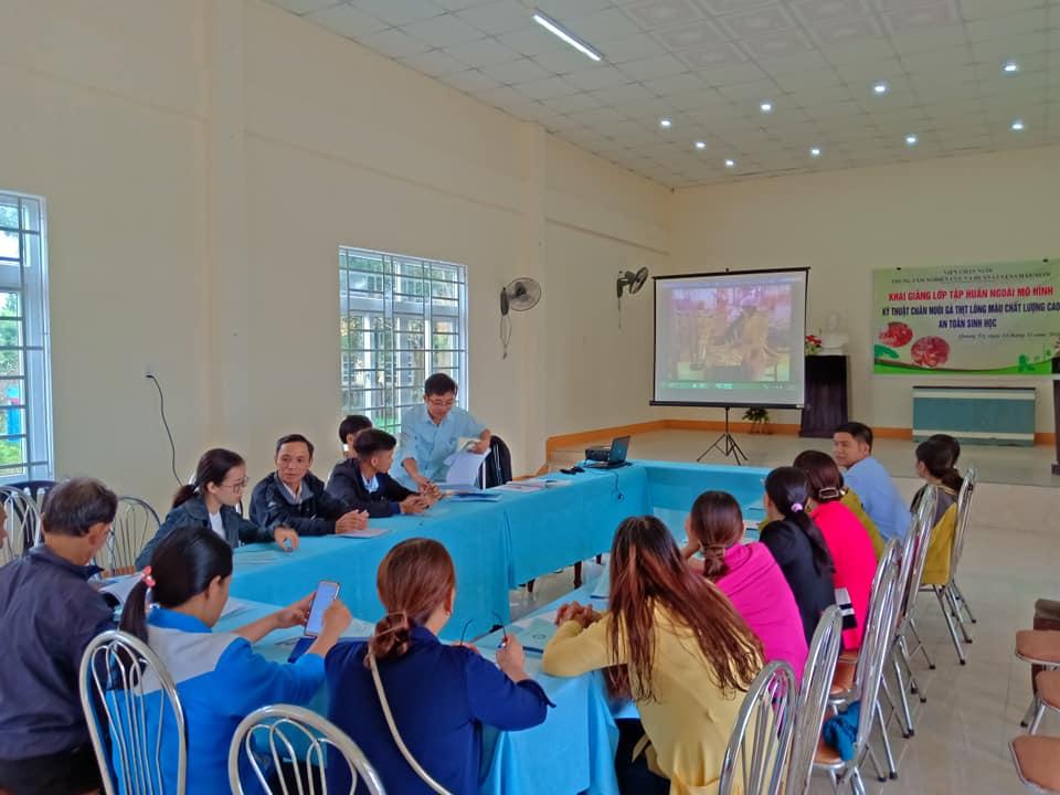 Lớp tập huấn chung